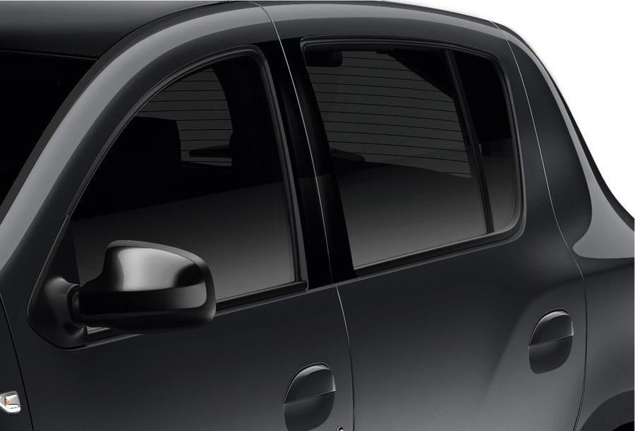  Dacia Sandero Black Touch Limited Edition 2014 года  (фото 5 из 8)